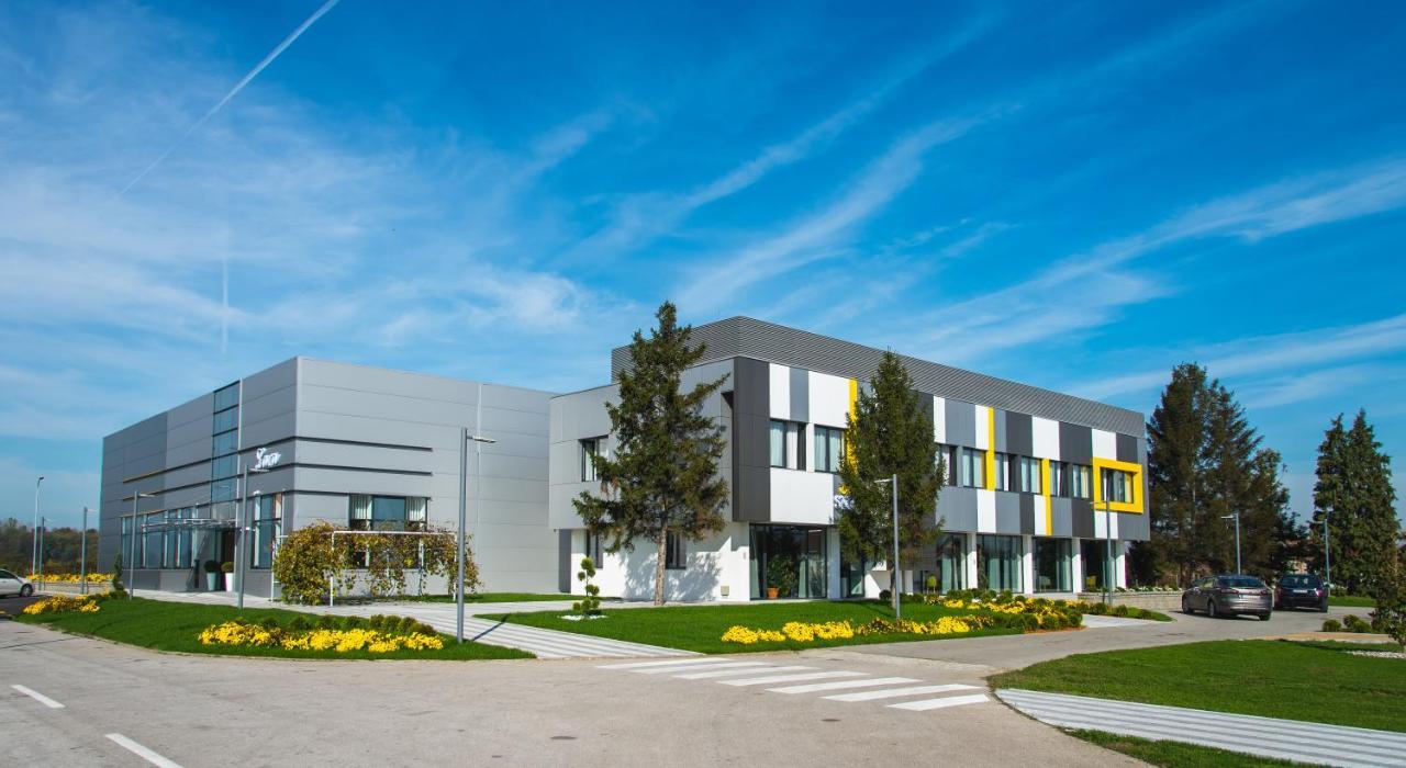 Hotel Stobex Loznica Esterno foto